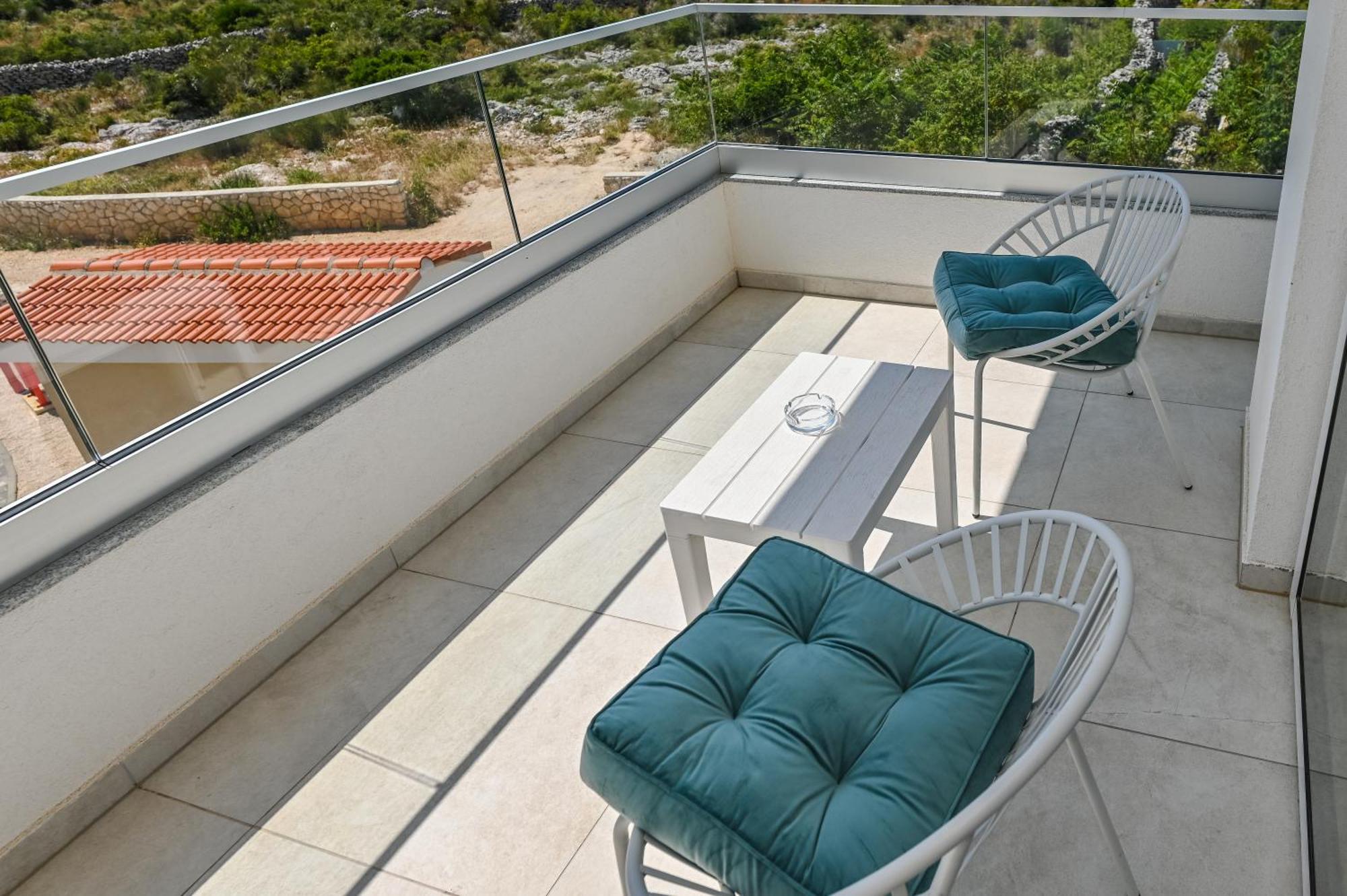 Villa Cala, Hotel Rooms&Apartments Novalja Exterior foto